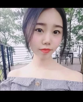 小姐姐年轻还不贵