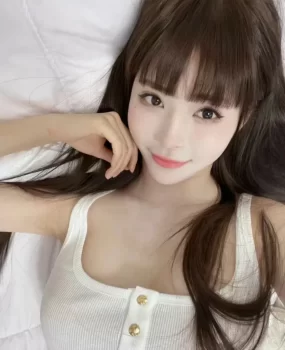 南门新人小姐姐