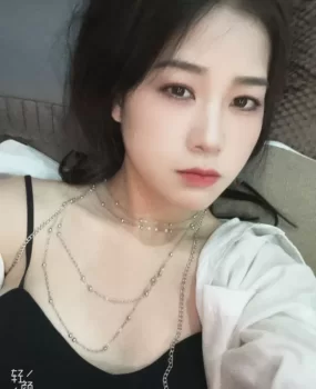 无锡粉嫩小妹，水多逼紧